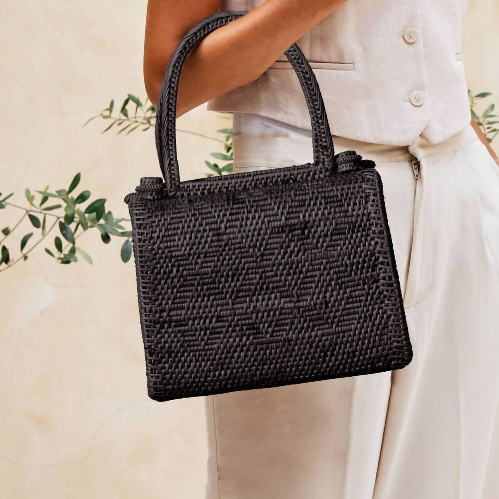 NEW THE WINDING ROAD women's ata vine handbag in black - Picture 2 of 2